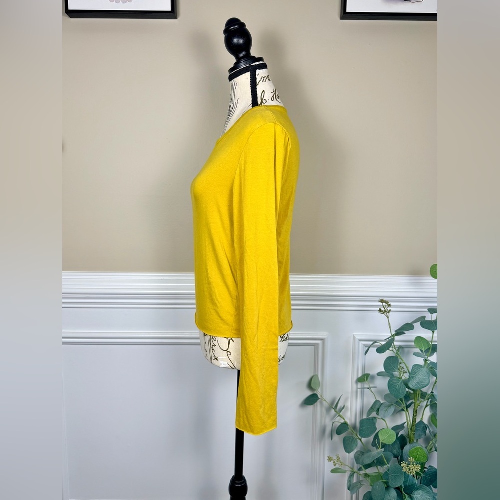 By Anthropologie Long Sleeve Tee Size Medium NWT - Picture 2 of 9
